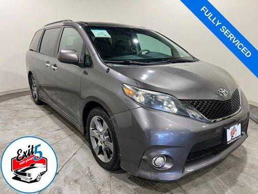 2013 Toyota Sienna SE