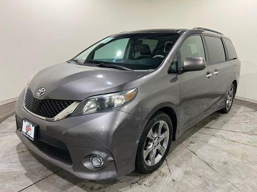 2013 Toyota Sienna SE
