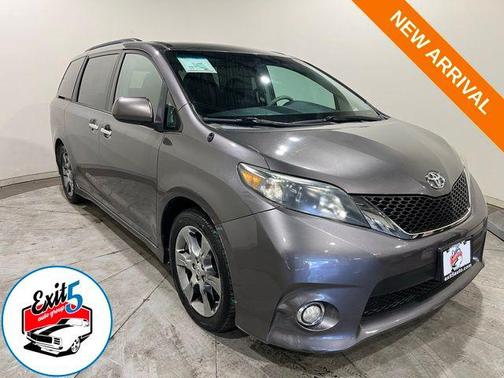2013 Toyota Sienna SE