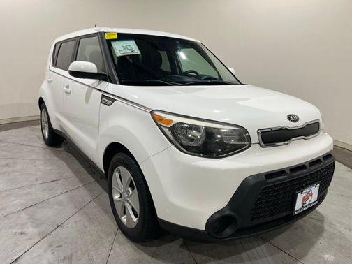 2016 Kia Soul Base