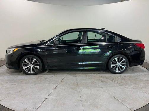 Crystal Black Silica 2016 Subaru Legacy Premium
