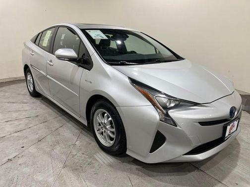 Classic Silver Metallic 2016 Toyota Prius Four