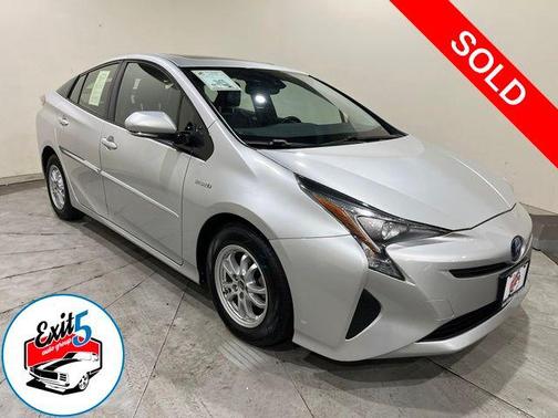 Classic Silver Metallic 2016 Toyota Prius Four