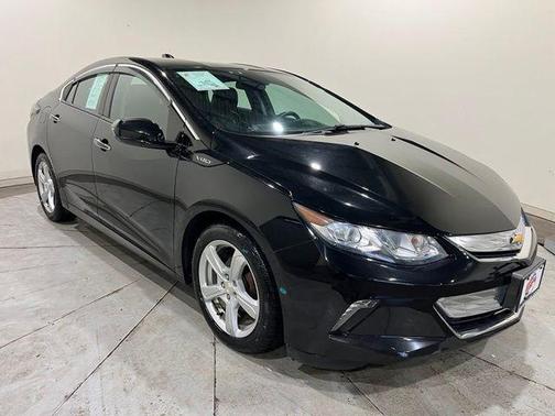 Mosaic Black Metallic 2018 Chevrolet Volt LT