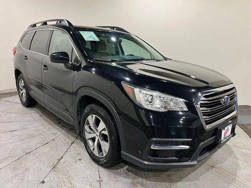 Crystal Black Silica 2019 Subaru Ascent Premium 7-Passenger