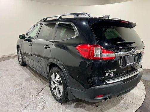 Crystal Black Silica 2019 Subaru Ascent Premium 7-Passenger