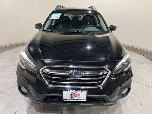 Crystal Black Silica 2018 Subaru Outback 2.5i Limited