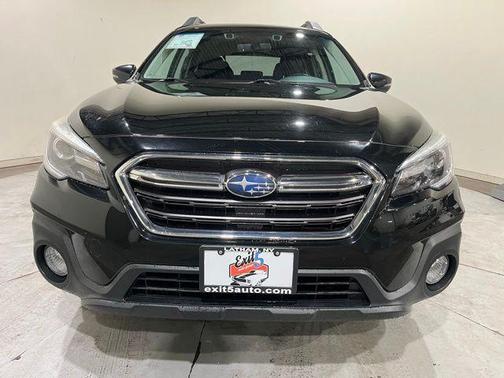 Crystal Black Silica 2018 Subaru Outback 2.5i Limited