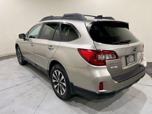 Tungsten Metallic 2016 Subaru Outback 2.5i Limited