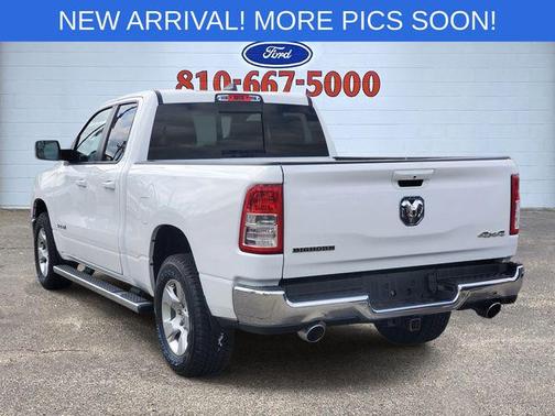 Bright White Clearcoat 2022 RAM 1500 Big Horn/Lone Star