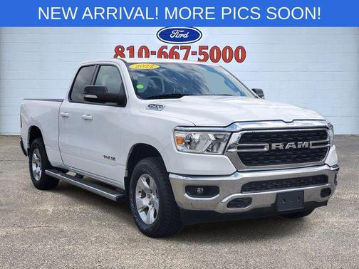 Bright White Clearcoat 2022 RAM 1500 Big Horn/Lone Star