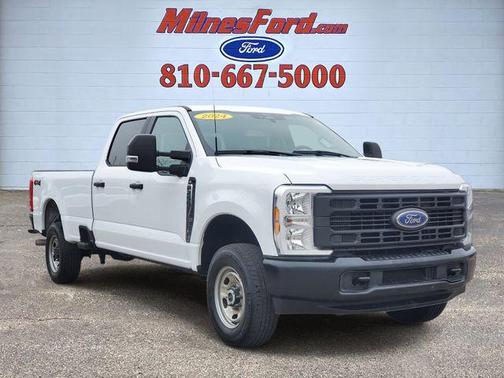 Oxford White 2024 Ford F-250 XL