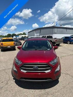 RUBY RED MET TNTD CLEARCOAT 2018 Ford EcoSport SES