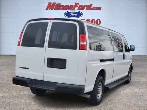 2023 Chevrolet Express 3500 RWD 3500 Extended Wheelbase LS