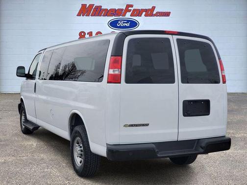 2023 Chevrolet Express 3500 RWD 3500 Extended Wheelbase LS