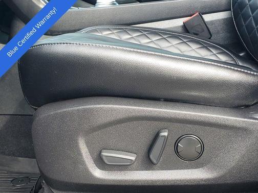 Agate Black Metallic 2024 Ford Edge Titanium