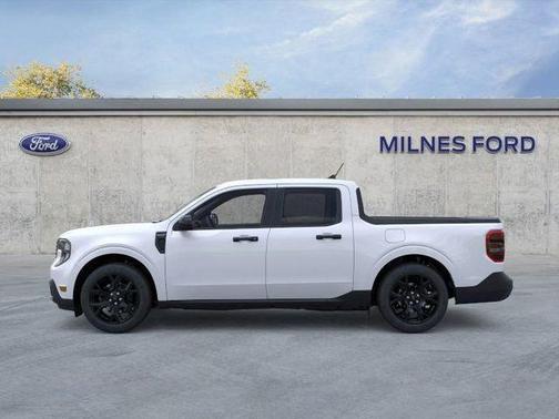 Space White Metallic 2025 Ford Maverick XLT