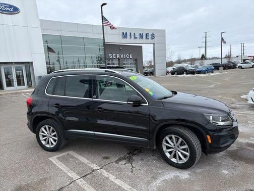 2017 Volkswagen Tiguan 2.0T Wolfsburg Edition