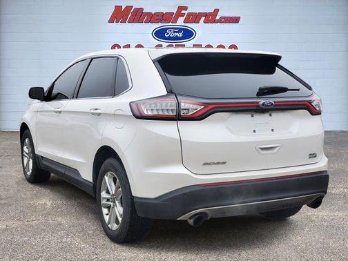 White Platinum Clearcoat Metallic 2016 Ford Edge SEL
