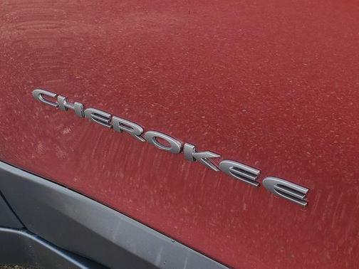 Velvet Red Pearlcoat 2020 Jeep Cherokee Trailhawk