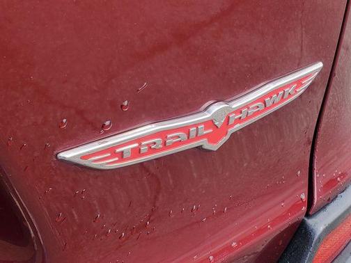 Velvet Red Pearlcoat 2020 Jeep Cherokee Trailhawk