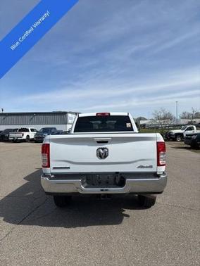 Bright White Clearcoat 2022 RAM 2500 BIG HORN