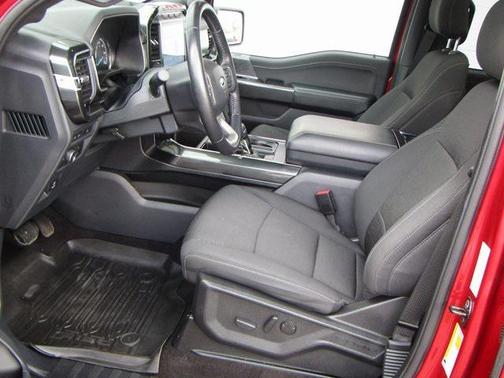 Rapid Red Metallic Tinted Clearcoat 2021 Ford F-150 XLT
