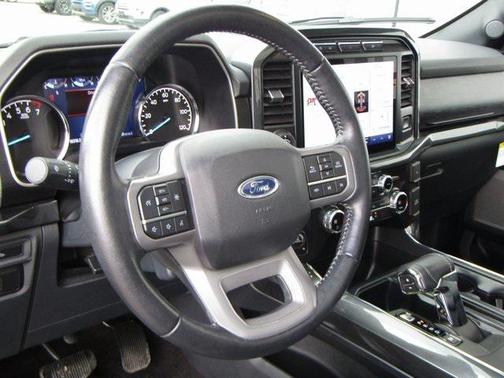 Rapid Red Metallic Tinted Clearcoat 2021 Ford F-150 XLT