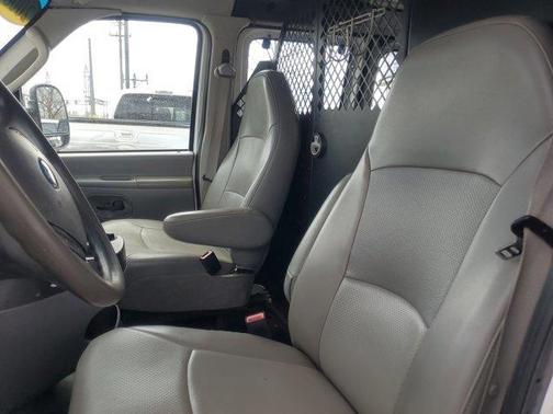 2008 Ford E350