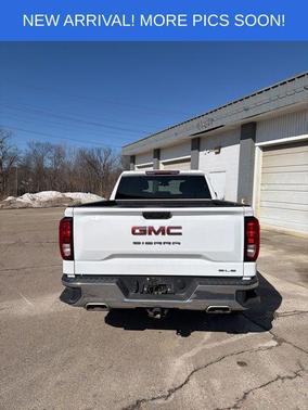 2023 GMC Sierra 1500 SLE