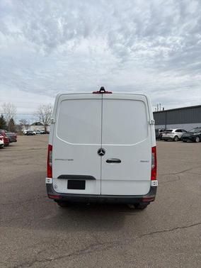 White 2022 Mercedes-Benz Sprinter 1500 Standard Roof I4