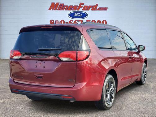 2020 Chrysler Pacifica L