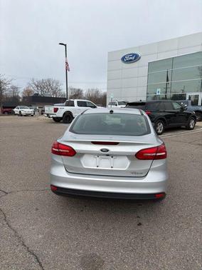 Ingot Silver 2018 Ford Focus SE