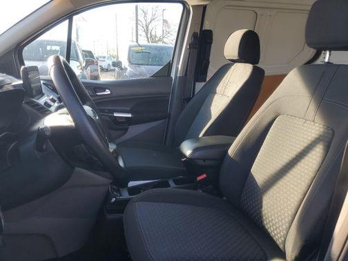 2022 Ford Transit Connect XLT w/Rear Liftgate