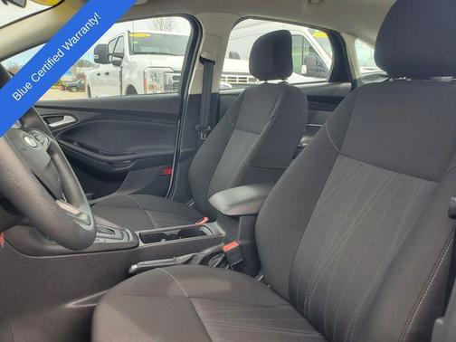 INGOT SILVER 2018 Ford Focus SE