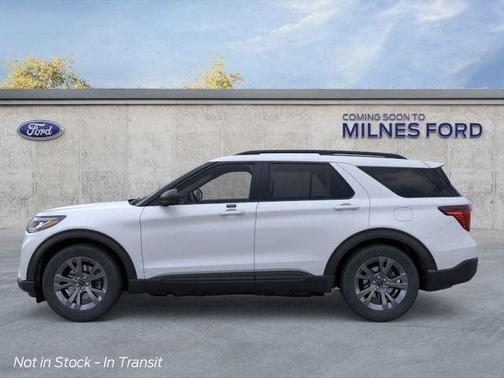 Space White Metallic 2026 Ford Explorer Active