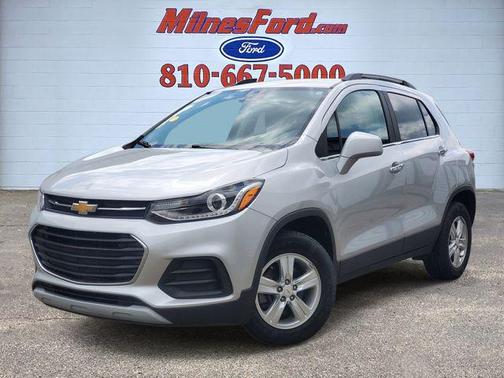 Silver Ice Metallic 2020 Chevrolet Trax LT