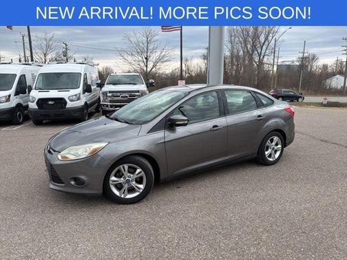 Sterling Gray Metallic 2014 Ford Focus SE