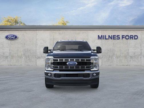 2025 Ford F-350 XLT
