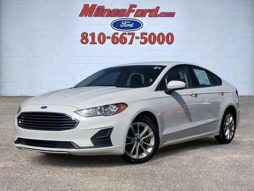2020 Ford Fusion SE