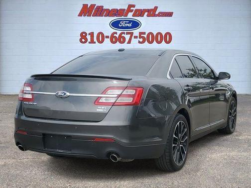 2018 Ford Taurus SEL