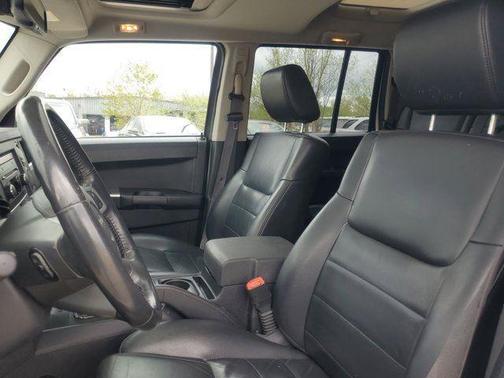 2008 Jeep Commander Sport