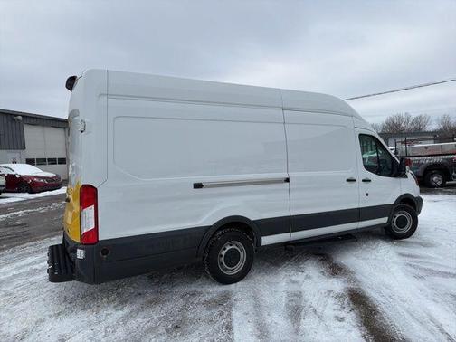 2018 Ford Transit-250 Base