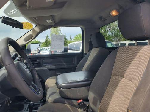 Bright White Clearcoat 2012 RAM 2500 ST