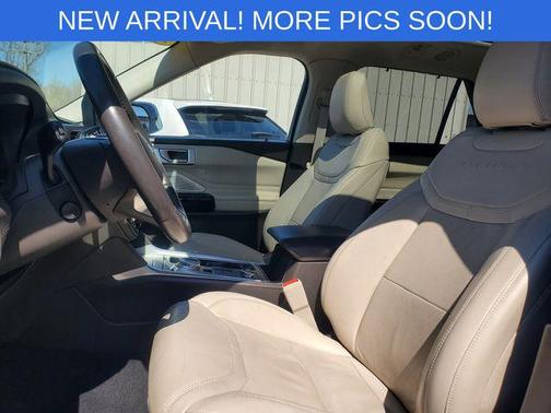 Burgundy Velvet Tinted Clearcoat 2022 Ford Explorer Platinum