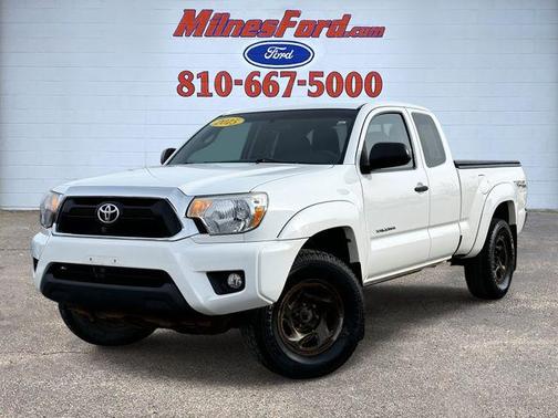 2015 Toyota Tacoma Base