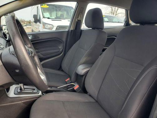 2015 Ford Fiesta SE