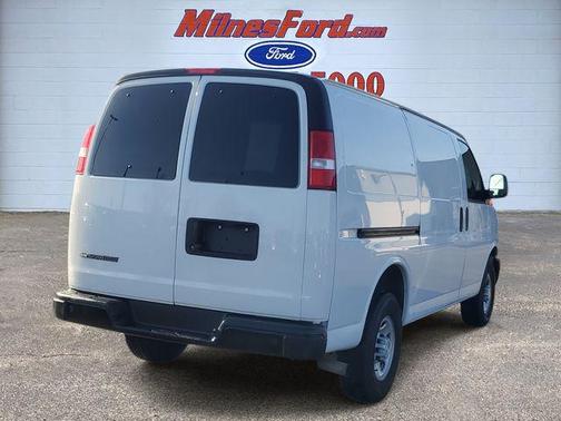 2020 Chevrolet Express 2500 RWD 2500 Regular Wheelbase WT