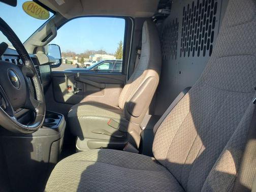 2020 Chevrolet Express 2500 RWD 2500 Regular Wheelbase WT