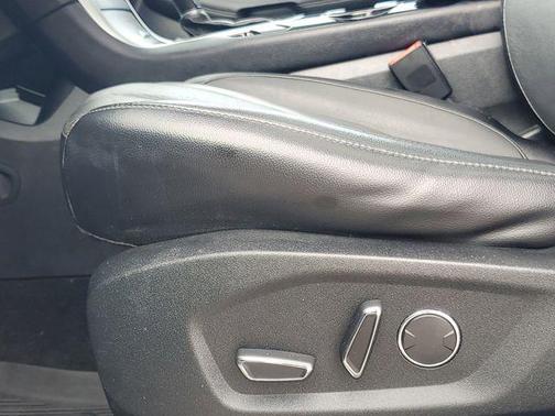 Blue Metallic 2018 Ford Edge Titanium